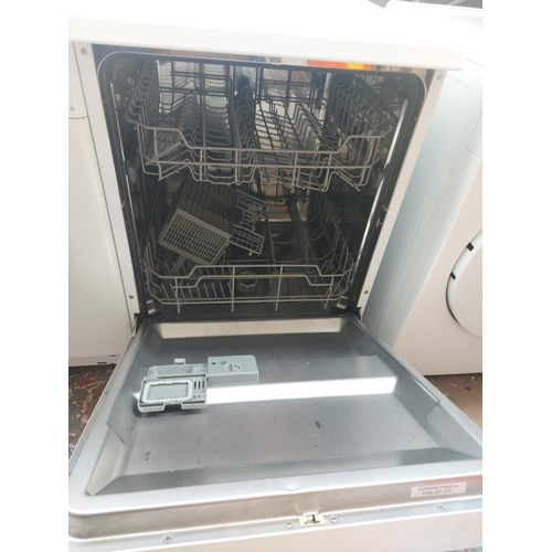 1178 - A Bush DWFSG126W under counter dishwasher