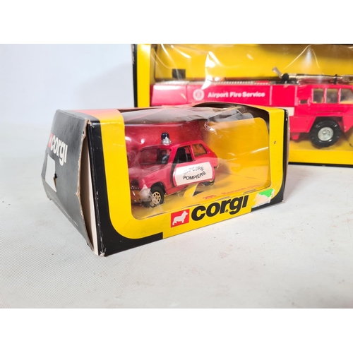 538 - Five boxed Corgi fire service die cast vehicles, one American La France rescue truck model no.1143, ... 