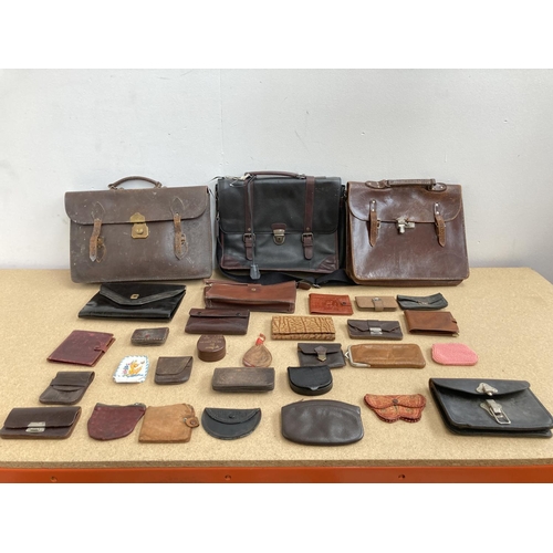 523 - Thirty various antique and vintage gents bags, wallets and cases to include leather, souvenir etc.