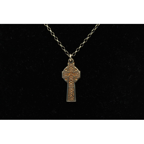 110 - A 9ct gold Celtic cross pendant necklace - approx. gross weight 5.3 grams