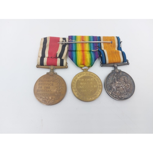 537 - A group of three WWI medals awarded to 41424 Pte./Sergt. G. Prescott of The Royal Dublin Fusiliers c... 