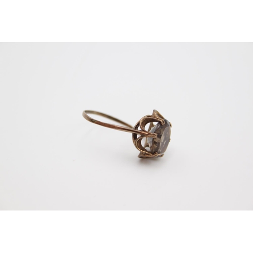 171 - A 1970s 9ct gold smoky quartz cocktail ring, size V - approx. gross weight 2.7 grams