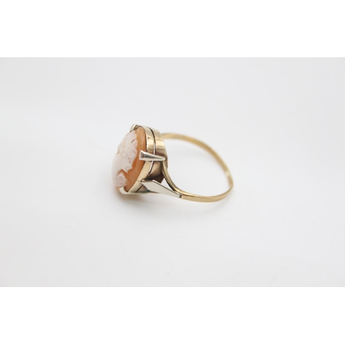 63 - A 9ct gold cameo ring, size Q ½  - approx. gross weight 2.3 grams