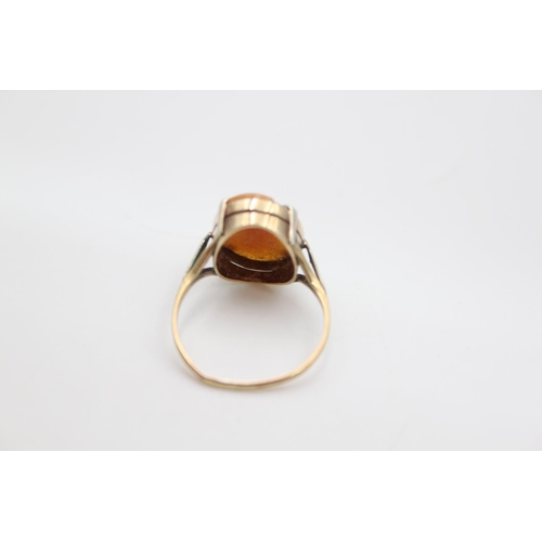 63 - A 9ct gold cameo ring, size Q ½  - approx. gross weight 2.3 grams