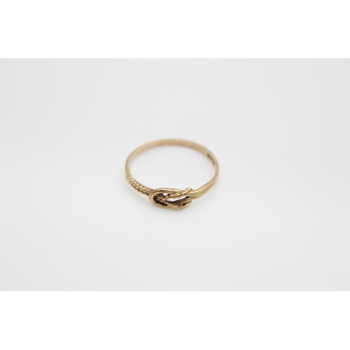 89 - A hallmarked Birmingham 9ct gold reef knot ring, size O ½ - approx. gross weight 1 gram