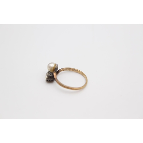 90 - A 9ct gold ciro pearl and paste Toi et Moi ring, size K - approx. gross weight 1.5 grams