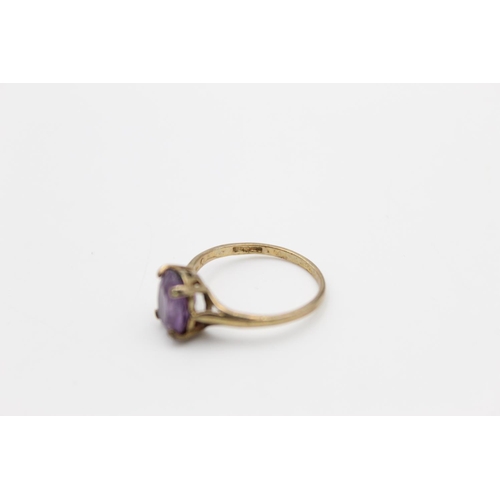 160 - A 9ct gold amethyst set dress ring, size M ½ - approx. gross weight 1.7 grams