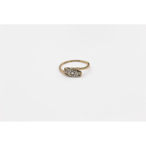 161 - A 9ct gold diamond set engagement ring, size M ½ - approx. gross weight 1.5 grams