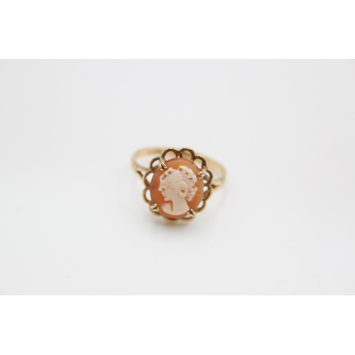 74 - A 9ct gold shell cameo dress ring, size Q ½ - approx. gross weight 3.1 grams