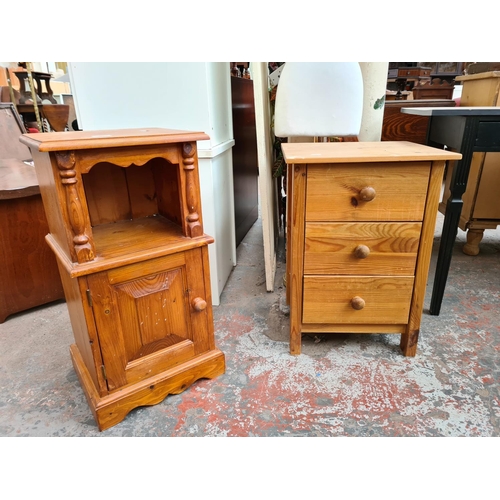 1093 - Two items, one pine bedside cabinet and one pine  bedside chest with three drawers