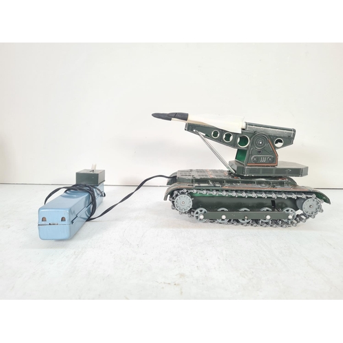昭和47年製 増田屋 MS-58 MISSILE TANK Vintage 1970's MS-58 Missile Tank Battery Operated Modern
