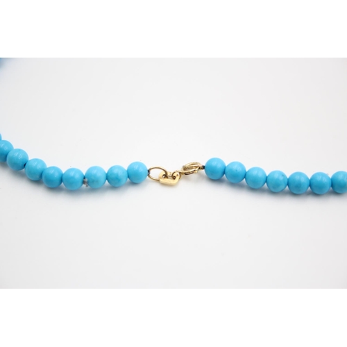 177 - A turquoise bead necklace with 9ct gold clasp - approx. gross weight 9.7 grams