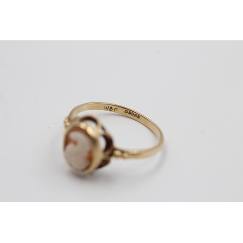 216 - A 9ct gold cameo ring - approx. gross weight 2 grams