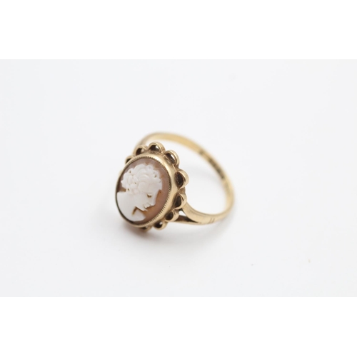 246 - A 9ct gold cameo ring - approx. gross weight 3.3 grams