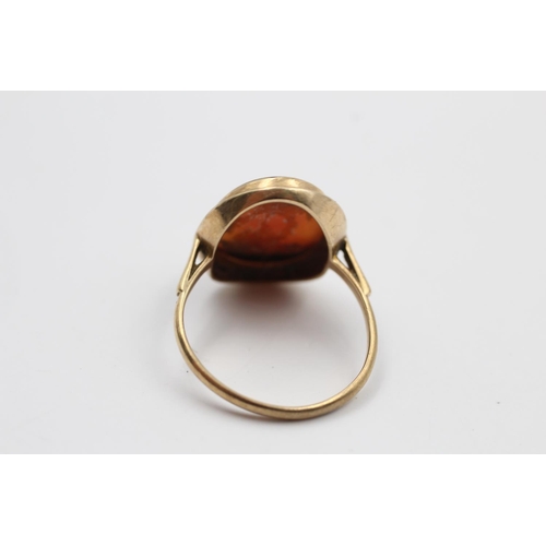 251 - A 9ct gold cameo ring - approx. gross weight 3 grams