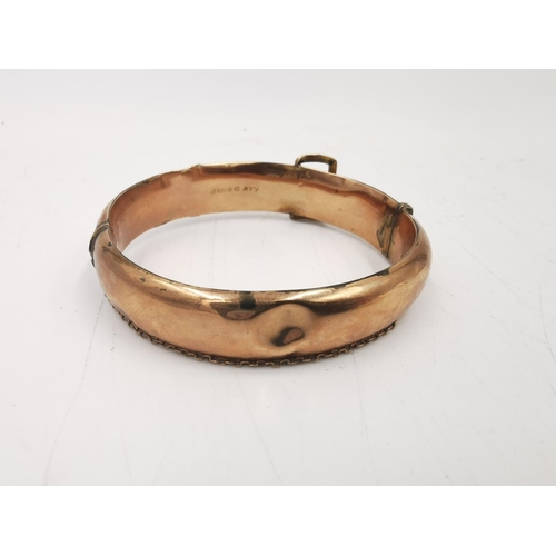 254 - An Edwardian hallmarked Chester 9ct gold belt bangle, dated 1908 - approx. gross weight 14.4 grams