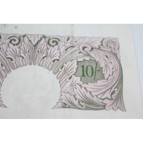 321 - Seven Bank of England Ten Shilling bank notes issued by Chief Cashier Peppiatt