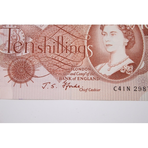 322 - Ten Bank of England Ten Shilling bank notes