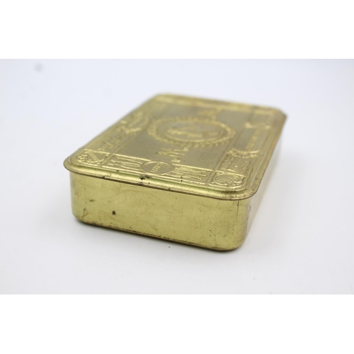 341 - A WWI brass Princess Mary Christmas tin