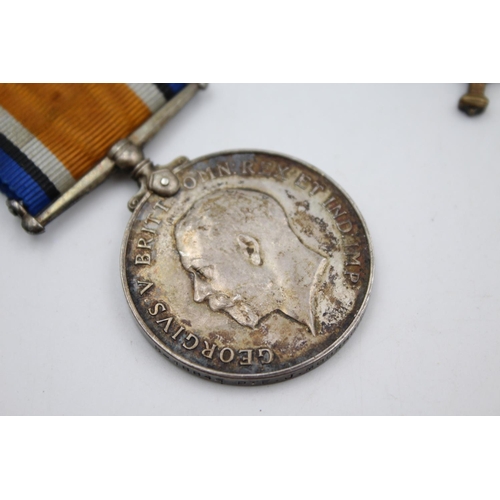 367 - Two WWI full size medals to include 1914-15 Star presented to S-3916 Pte. T. Jennings of the Gordon ... 