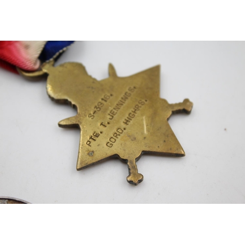 367 - Two WWI full size medals to include 1914-15 Star presented to S-3916 Pte. T. Jennings of the Gordon ... 