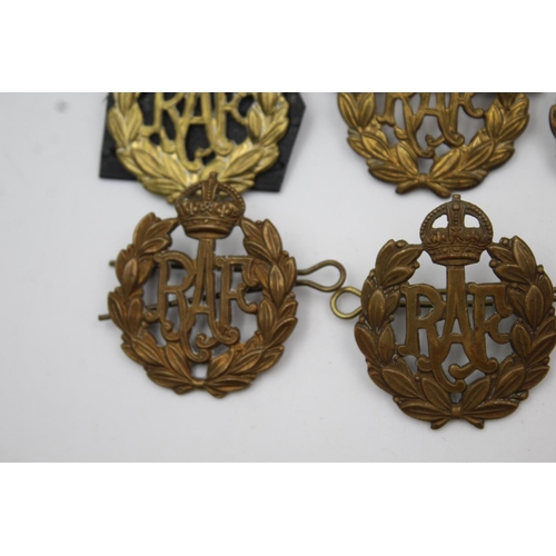 368 - Twelve assorted WWII era brass R.A.F cap badges