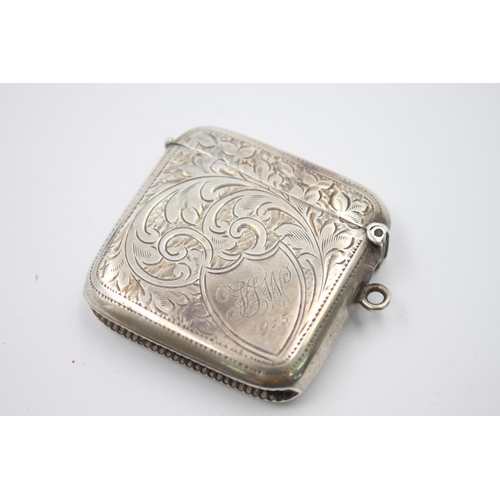 392 - A Victorian hallmarked Birmingham silver vesta case by J Gloster Ltd, dated 1896 - approx. gross wei... 