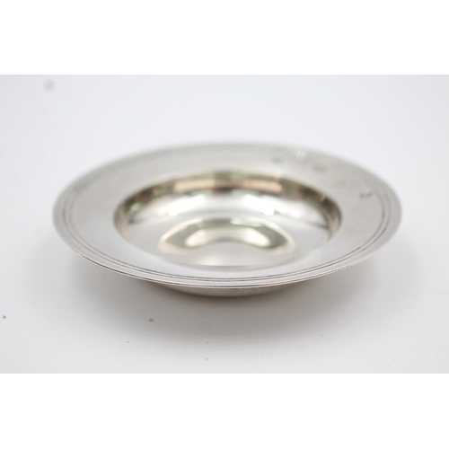 394 - A hallmarked London silver trinket dish, dated 1971 - approx. gross weight 63 grams and 9.5cm diamet... 