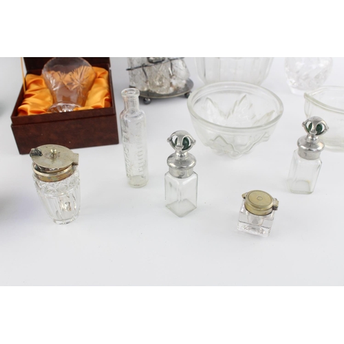 511 - A collection of assorted vintage glassware to include boxed Edinburgh Crystal vase, jelly moulds, Pe... 