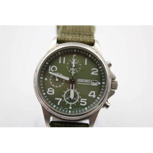 154 - A Seiko chronograph military style quartz wristwatch - ref. 7T92-0BB0