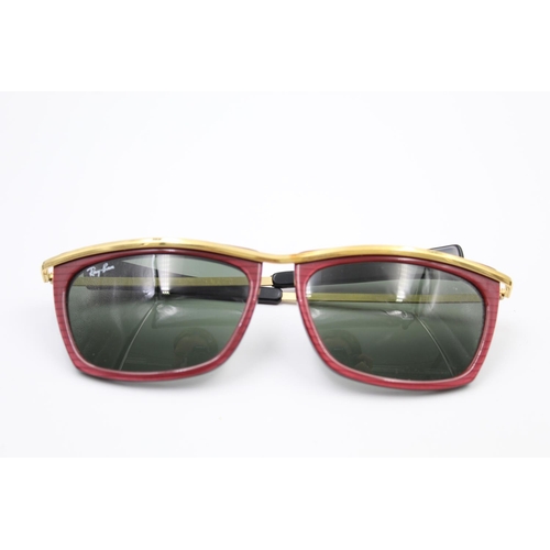 169 - A pair of vintage Bausch & Lomb Ray-Ban red framed ladies sunglasses with case