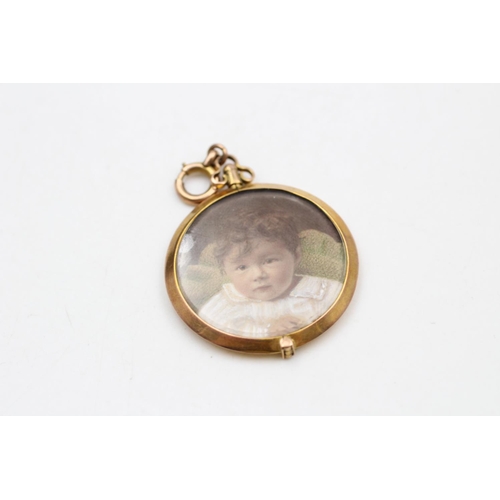 17 - Two antique 9ct gold photo lockets, one Edwardian hallmarked Chester 1906 - approx. combined gross w... 