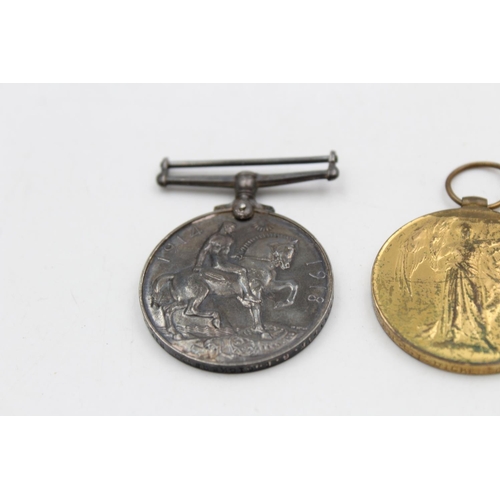 137 - A WWI medal pair awarded to 16865 Pte. G.E Dickerson - Rifle Brigade