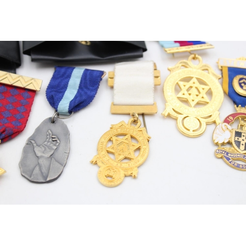 145 - Ten assorted vintage Masonic and R.A.O.B jewels