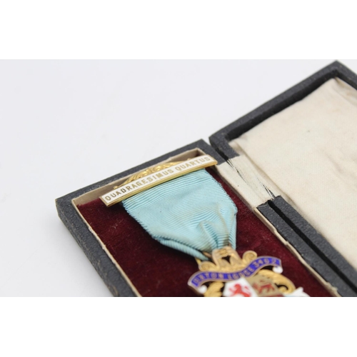 149 - A boxed vintage Oxton Lodge hallmarked sterling silver and gilt enamel jewel - approx. gross weight ... 