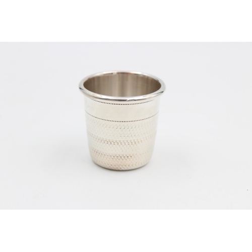 165 - A hallmarked Birmingham silver 4cm Just A Thimble shot cup by Mappin & Webb, dated 1983 - approx. gr... 