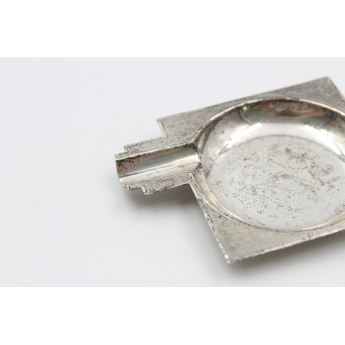 179 - An Art Deco hallmarked Birmingham silver ashtray by Turner & Simpson, dated 1938 - approx. gross wei... 