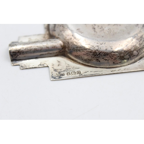 179 - An Art Deco hallmarked Birmingham silver ashtray by Turner & Simpson, dated 1938 - approx. gross wei... 