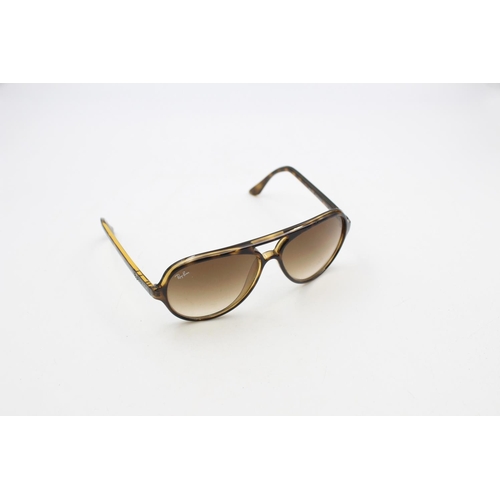 223 - A pair of classic Ray-Ban Aviator tortoiseshell effect sunglasses