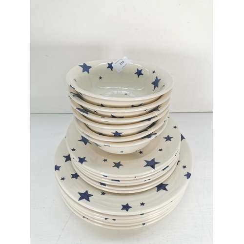 274 - Eighteen pieces of Emma Bridgewater Blue Star pottery comprising six 17cm bowls, six 22cm plates and... 