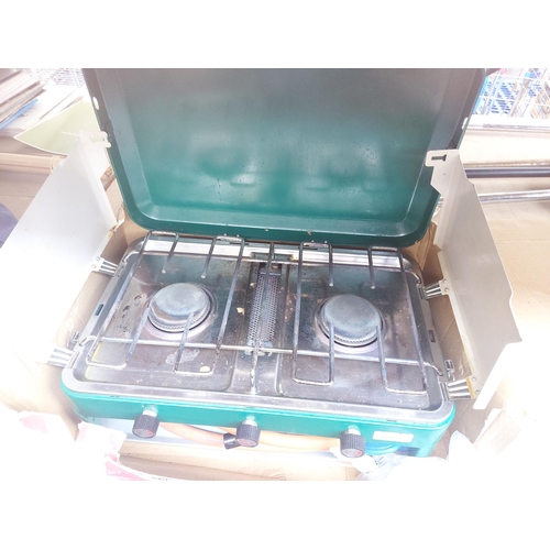 1384 - A boxed Sunn Gas model SG1103DI grill master deluxe, with double burner and stand