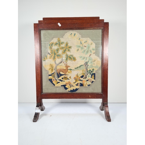 355 - A vintage mahogany framed tapestry fire screen - approx. 74cm high x 54cm wide