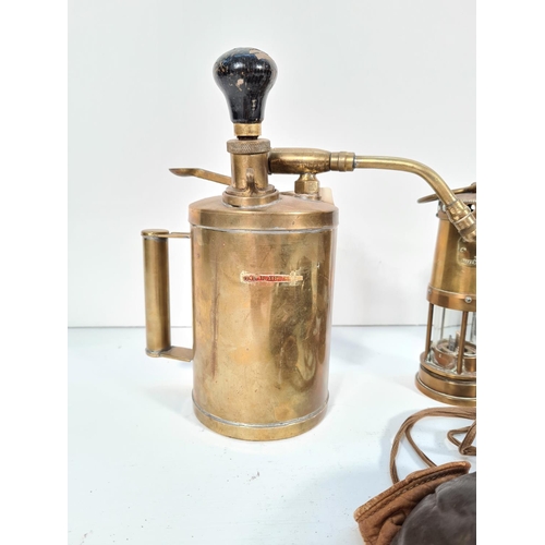 286 - A collection of assorted items to include E. Thomas & Williams Ltd miniature brass miners safety lam... 