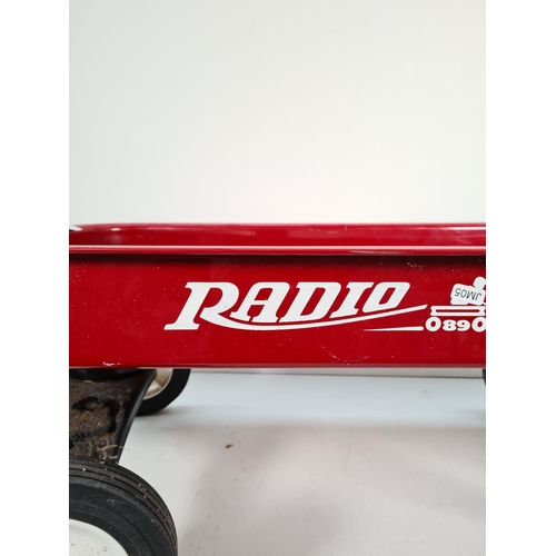 311A - A Radio Flyer pull-along kids wagon