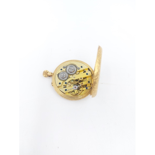 91 - A Victorian 18ct gold Cuivre ladies pocket watch with engraved floral case, circa 1890 - approx. gro... 