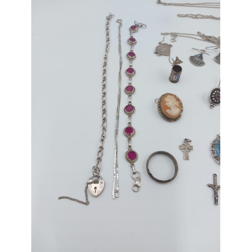 69D - A large collection of hallmarked silver jewellery to include earrings, cameo brooch, necklace pendan... 