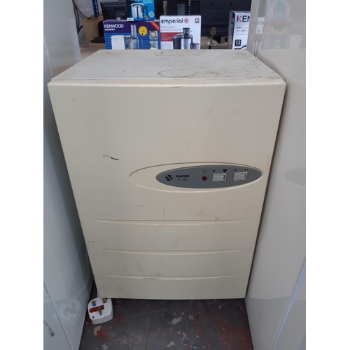 1201 - Two items, one cream 1950s style Montpellier 263RTR(BEJ) 144cm upright fridge freezer and one Amcor ... 