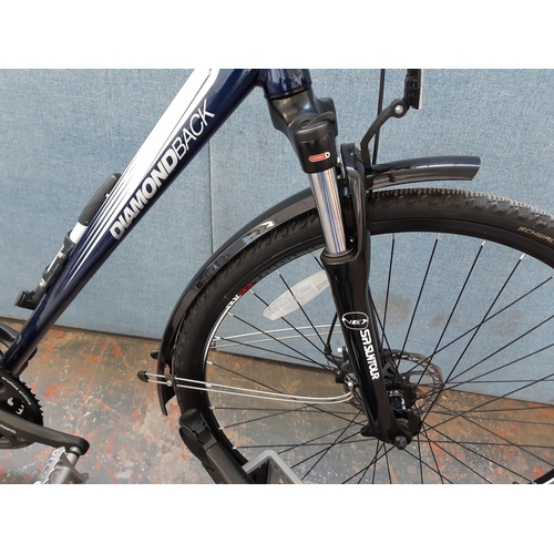 1209 - A black and blue Diamondback Contraflow Vectra 7005 gent's touring bike with front suspension, quick... 