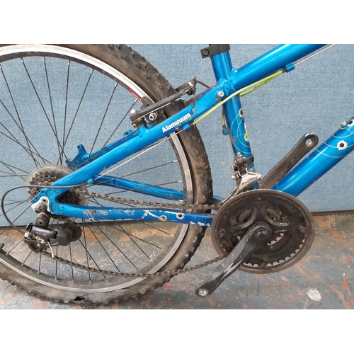 1223 - Three bikes, one blue Kuwahara Hirame gent's touring bike with quick release front wheel, rear carri... 