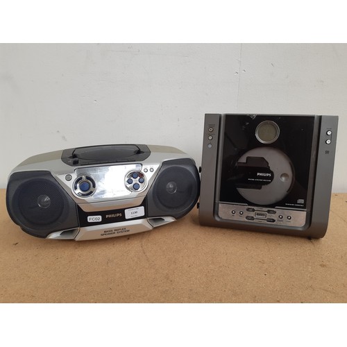 1110 - A large quantity of electrical items to include cased Creative DAP-HD0014 Zen Touch MP3 player with ... 